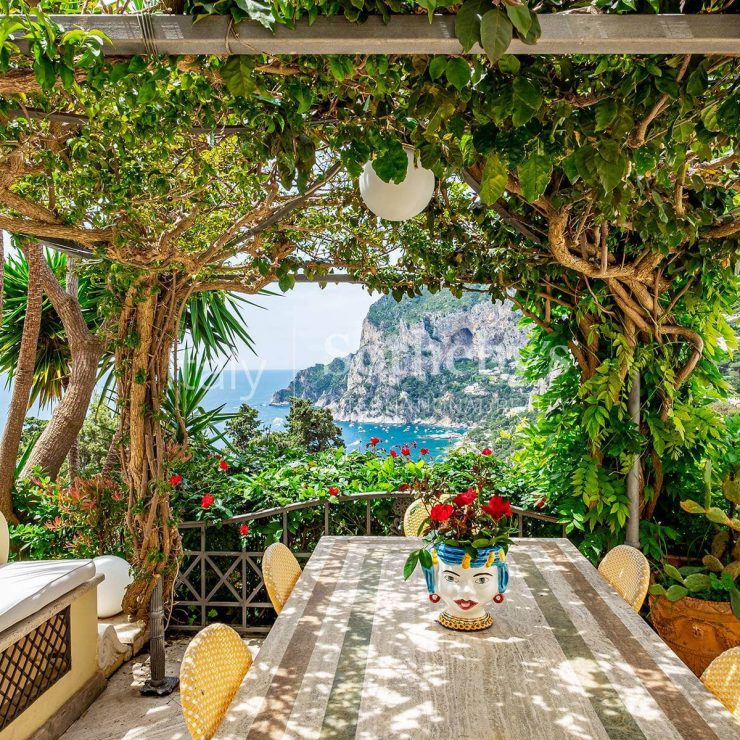 Vacanze di lusso a Capri: Come scegliere la villa perfetta