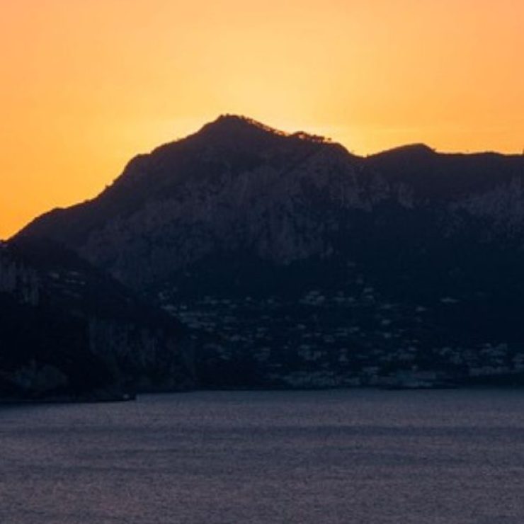 Dolce vita di Capri, un viaggio nel fascino senza tempo