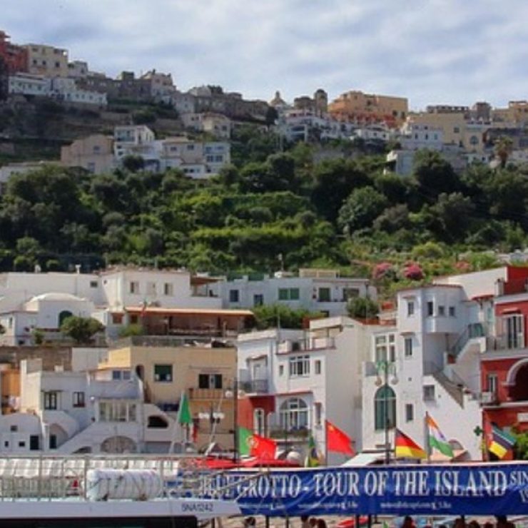 Le migliori giornate di ottobre per il bagno di fine stagione a Capri